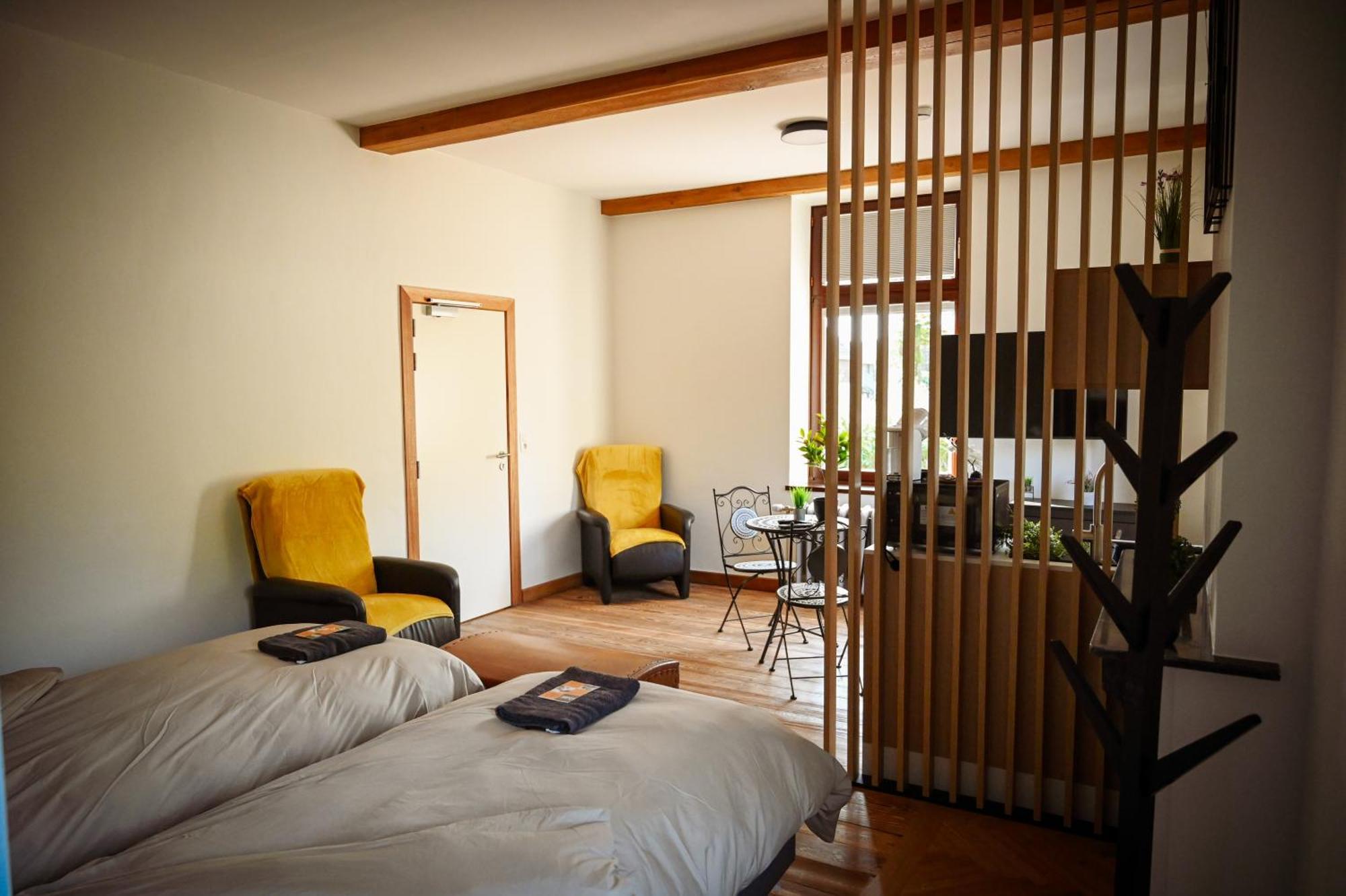 Open Source A L'Entree Du Circuit! Apartment Stavelot Bagian luar foto